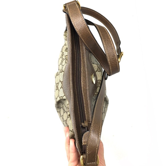 Authentic Gucci - Picture 7 of 16